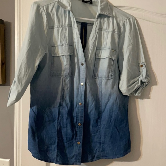 Bebe jean 3/4 sleeve top - Picture 1 of 6